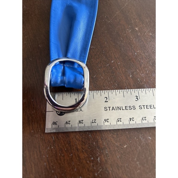 80's Leather Cinch Waist Slide Belt Silver Tone Oval Buckle USA Blue Size Medium - Picture 7 of 8